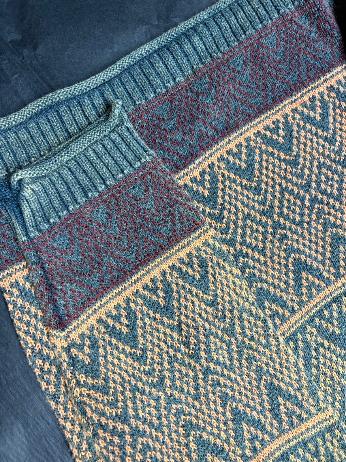 Vintage-Inspired Oversized Jacquard Sweater – Teal Geometric Knit Pullover