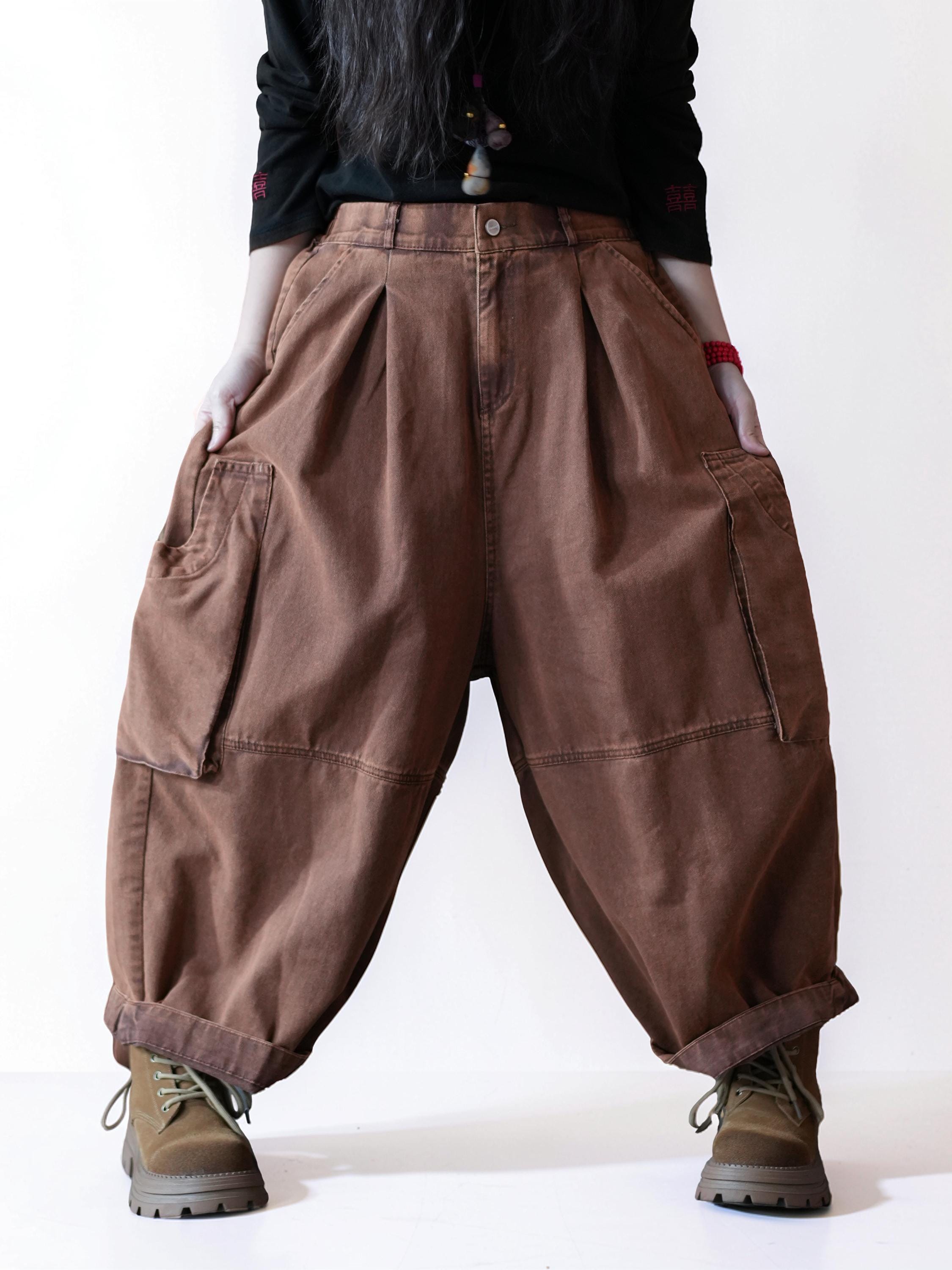 Vintage rose brown balloon workwear pants with oversized cargo pockets and a relaxed fit.